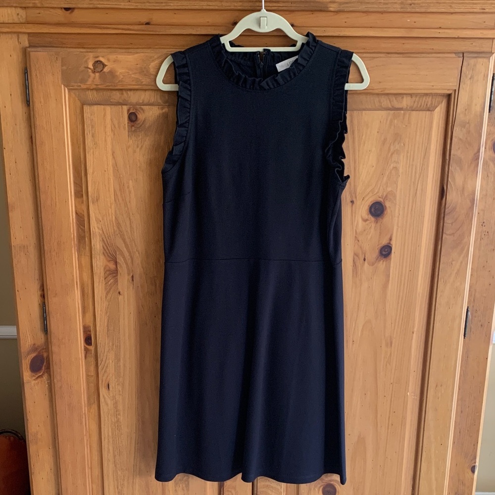 LOFT Black Sleeveless Ruffle-Trim Shift Dress, Size M